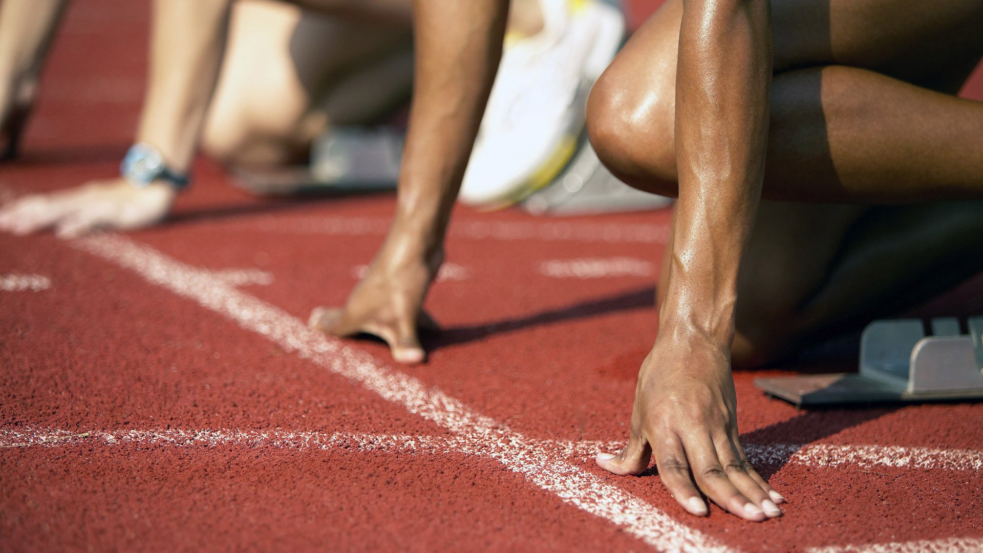 赫塔菲高强度防守保证后场安全，赫塔菲比赛延期