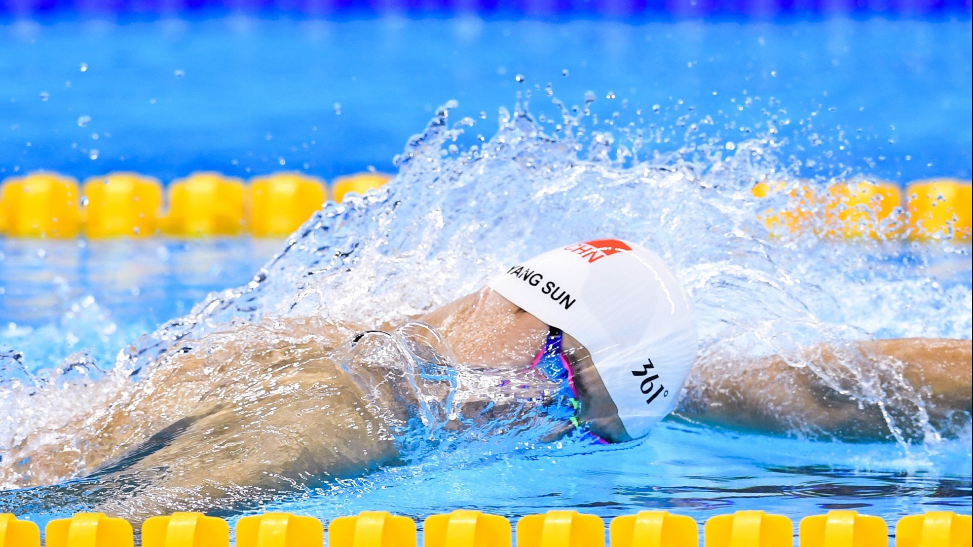 星空体育APP-德国骑手吉尔·托马斯在2024年国际马术联合会障碍赛世界巡回赛中获得个人第六名，表现出色。